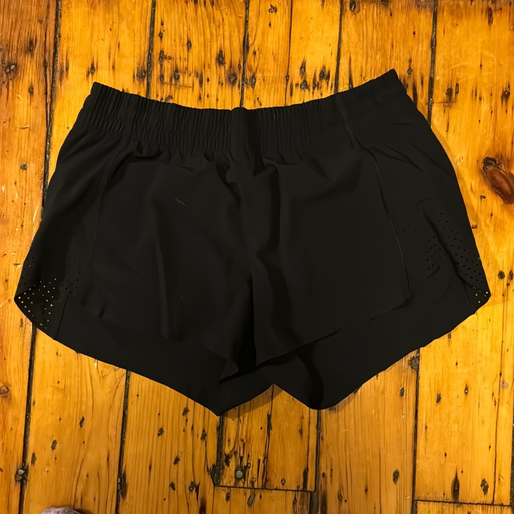 Athleta running shorts 3”